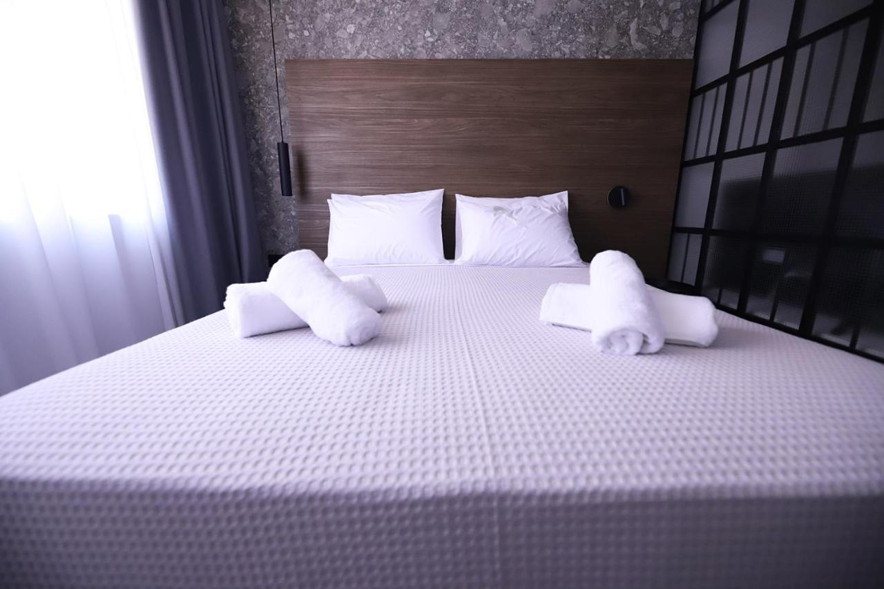 K58 Luxury Apartment Monastiraki Metro Station Acropolis Jacuzzi Athena Bagian luar foto