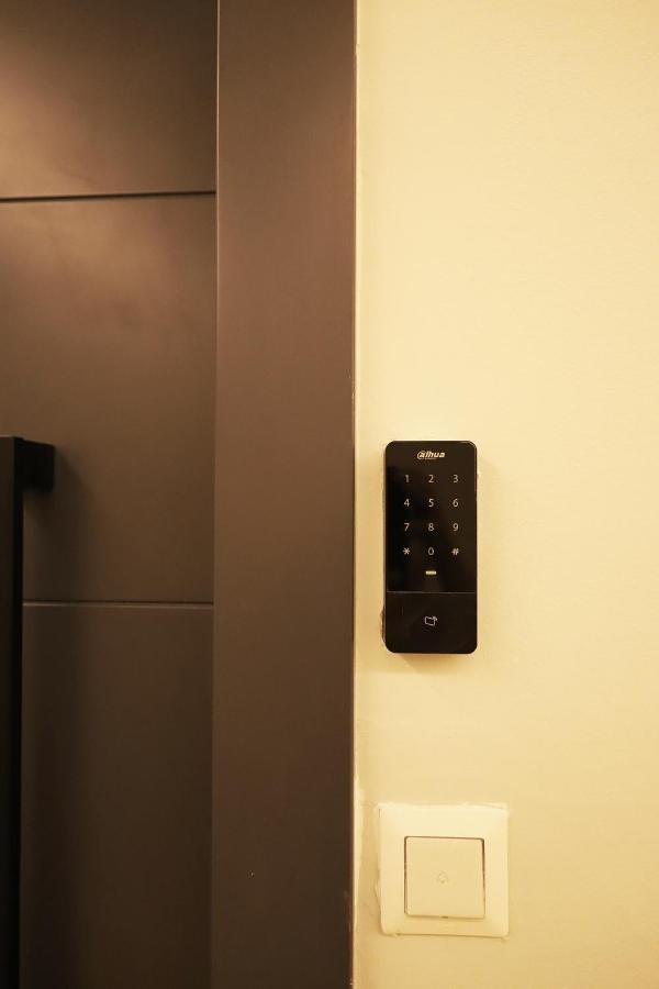K58 Luxury Apartment Monastiraki Metro Station Acropolis Jacuzzi Athena Bagian luar foto